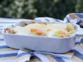 Herzhaftes Kohlrabi-Gratin mit goldbrauner Käsekruste, perfekt für ein köstliches Kohlrabi Rezept.